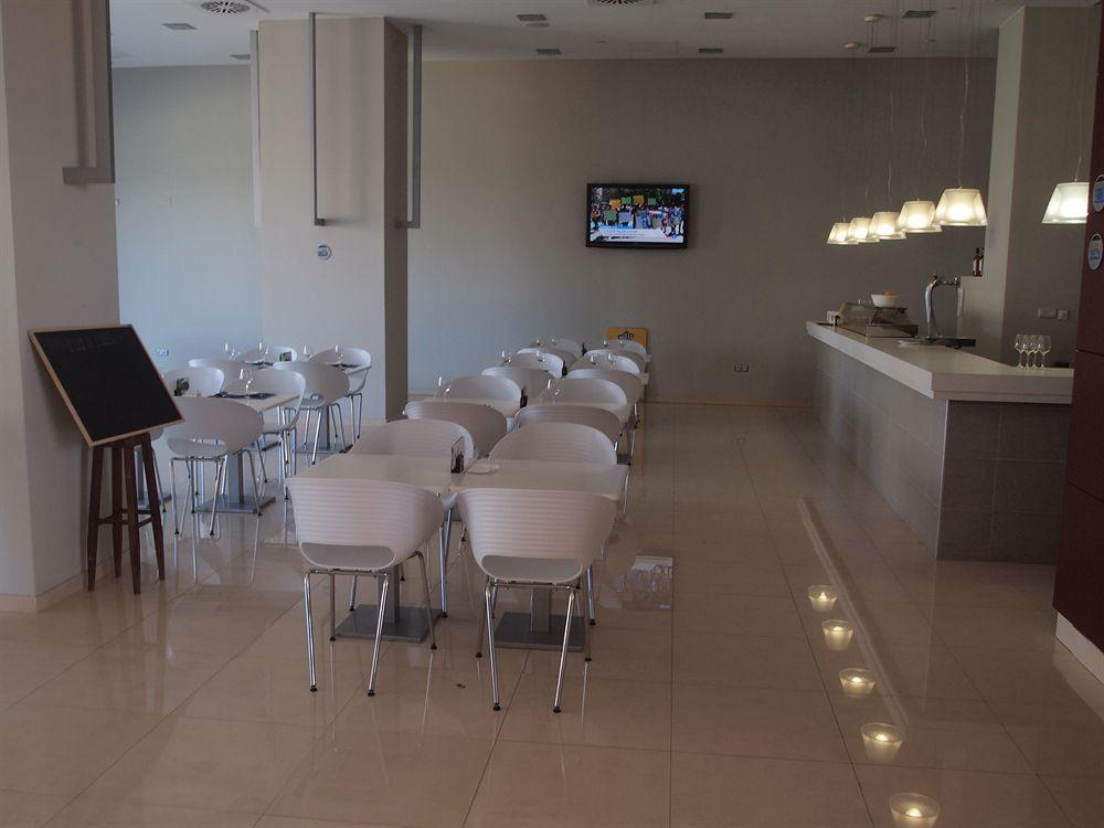 Hotel Vacanza Sunbeach Guardamar del Segura Exterior foto